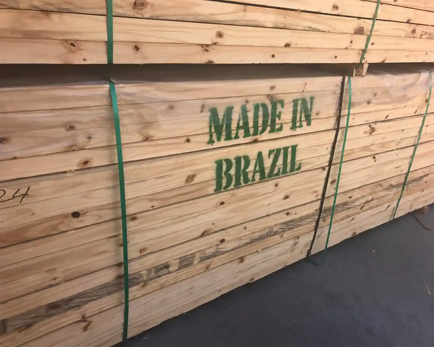 Brazil wood industry in Paraná with forestry processing and industrial supplier opportunity